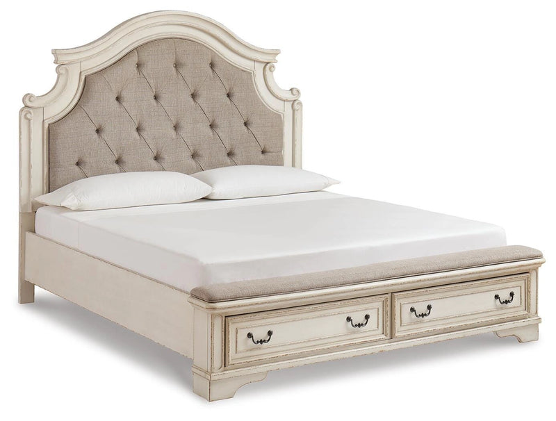 Realyn Upholstered Bedroom Set